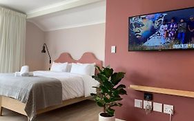 Curiocity Green Point